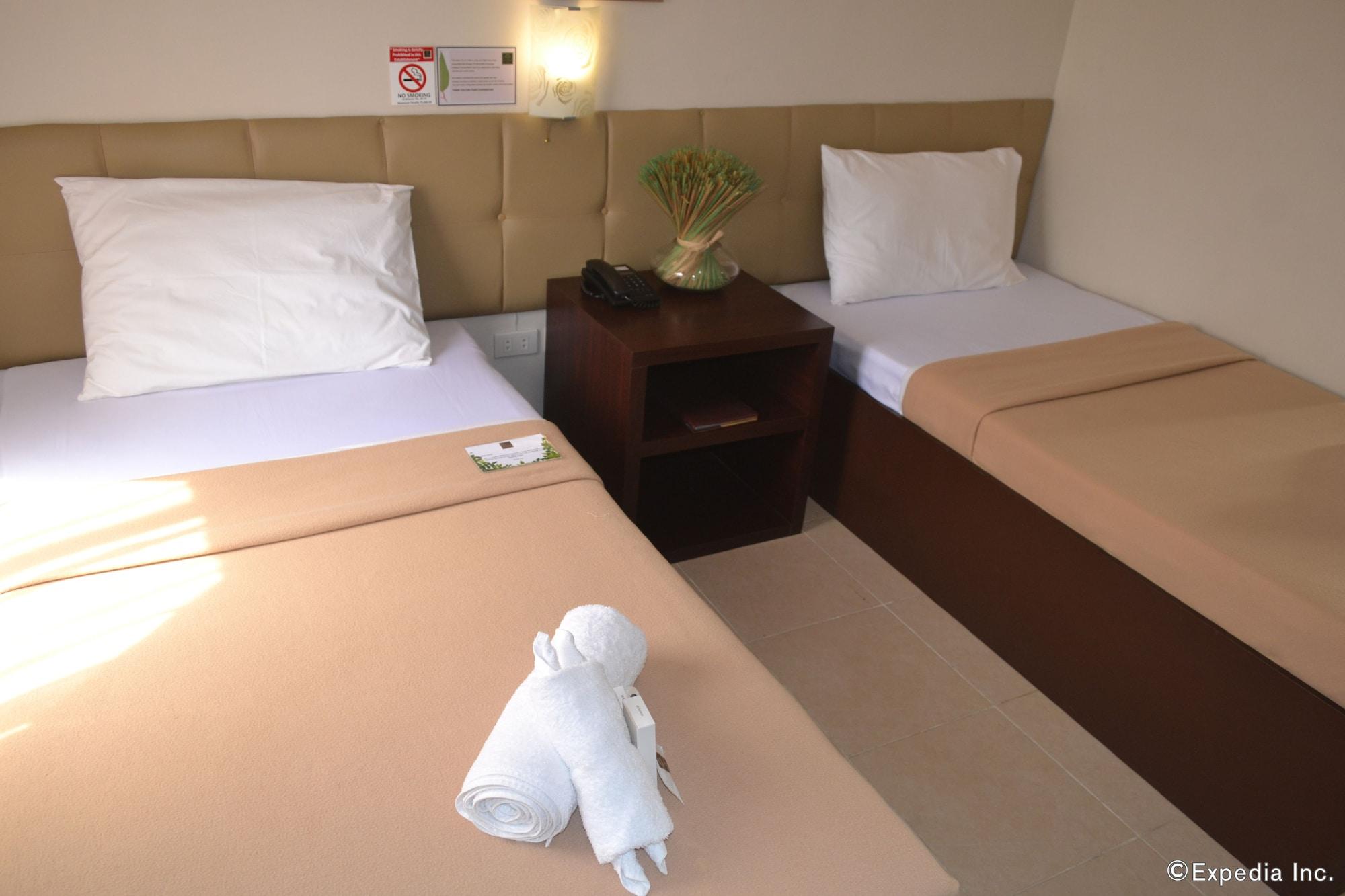 Columbus Plaza Hotel General Santos City Экстерьер фото
