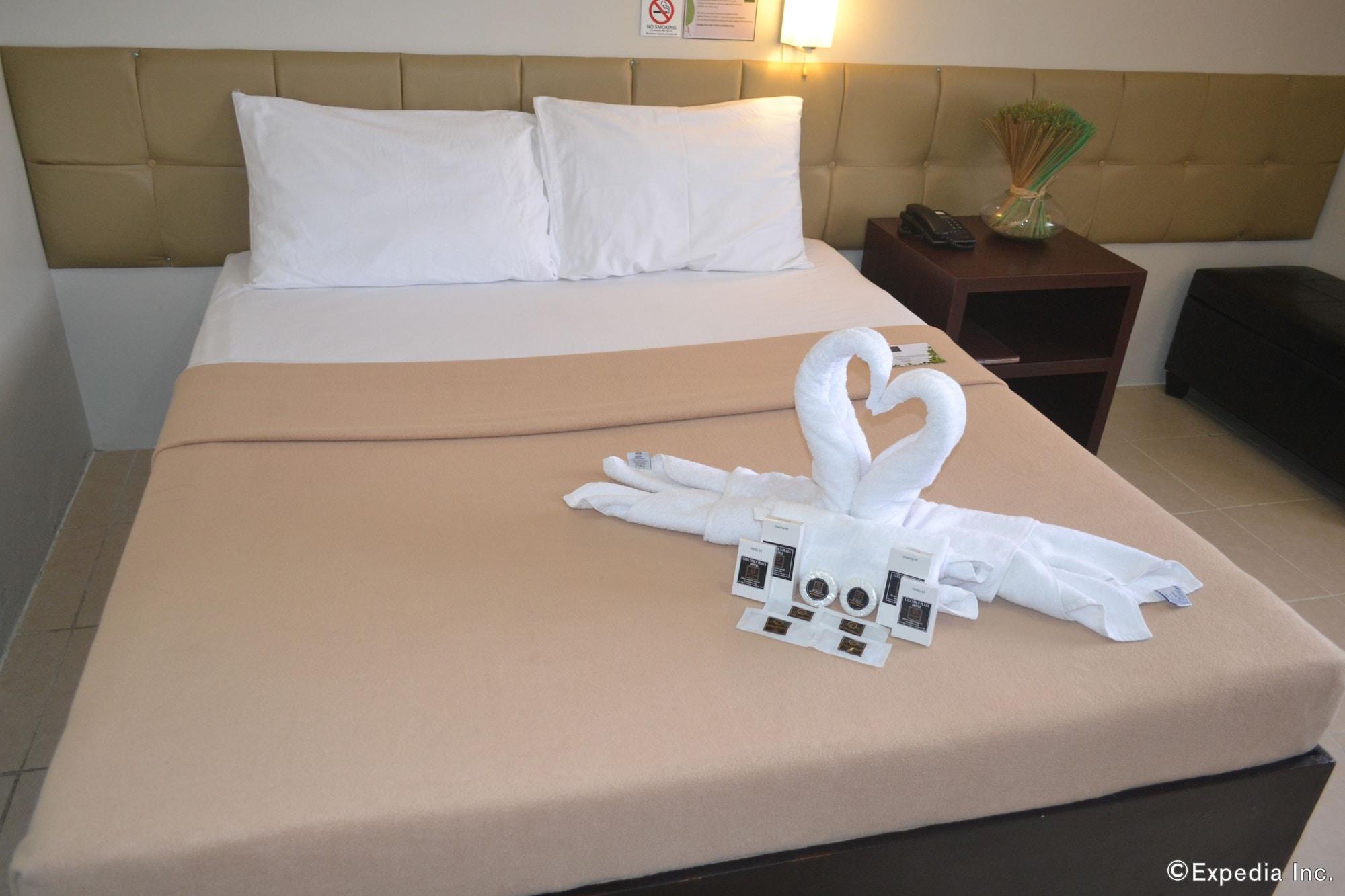 Columbus Plaza Hotel General Santos City Экстерьер фото