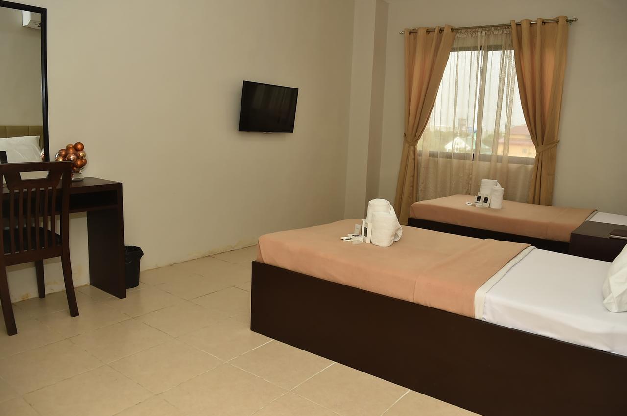 Columbus Plaza Hotel General Santos City Экстерьер фото